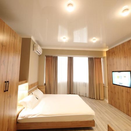 Cozy Hostel Бишкек Екстериор снимка