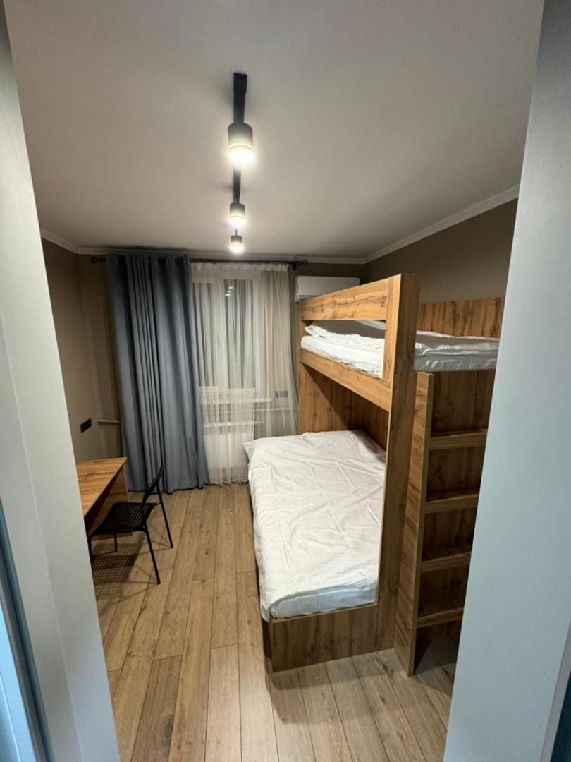 Cozy Hostel Бишкек Екстериор снимка