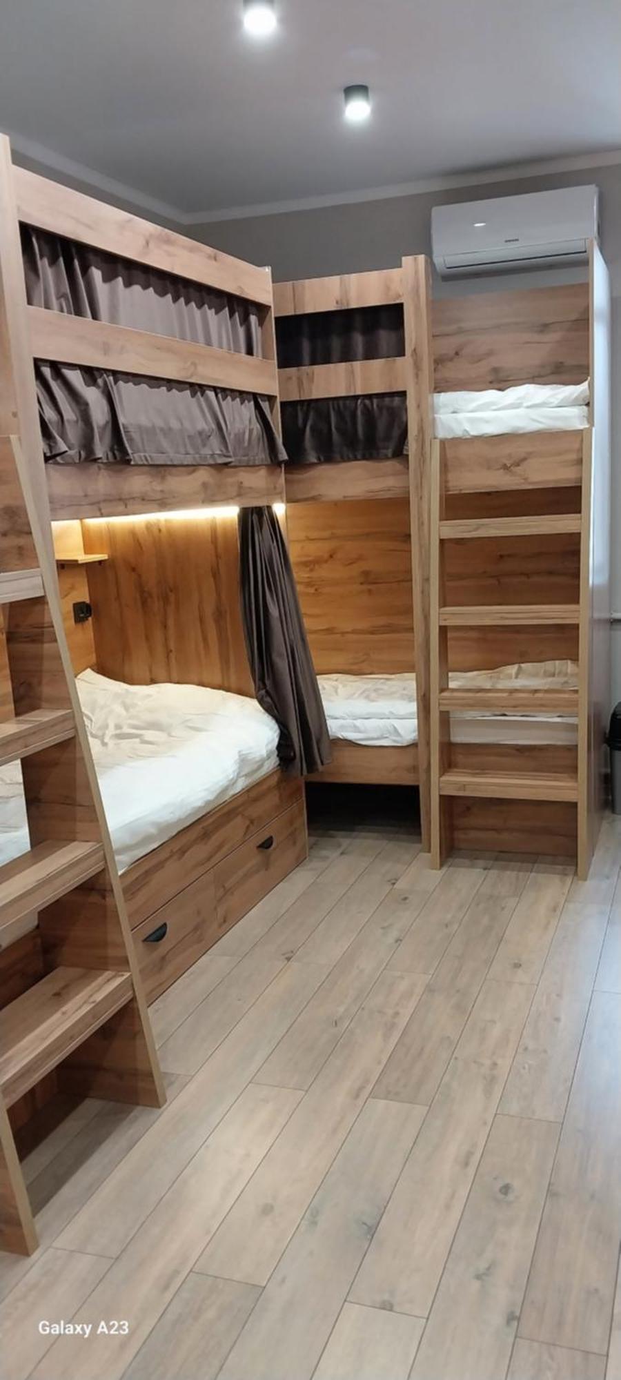 Cozy Hostel Бишкек Екстериор снимка