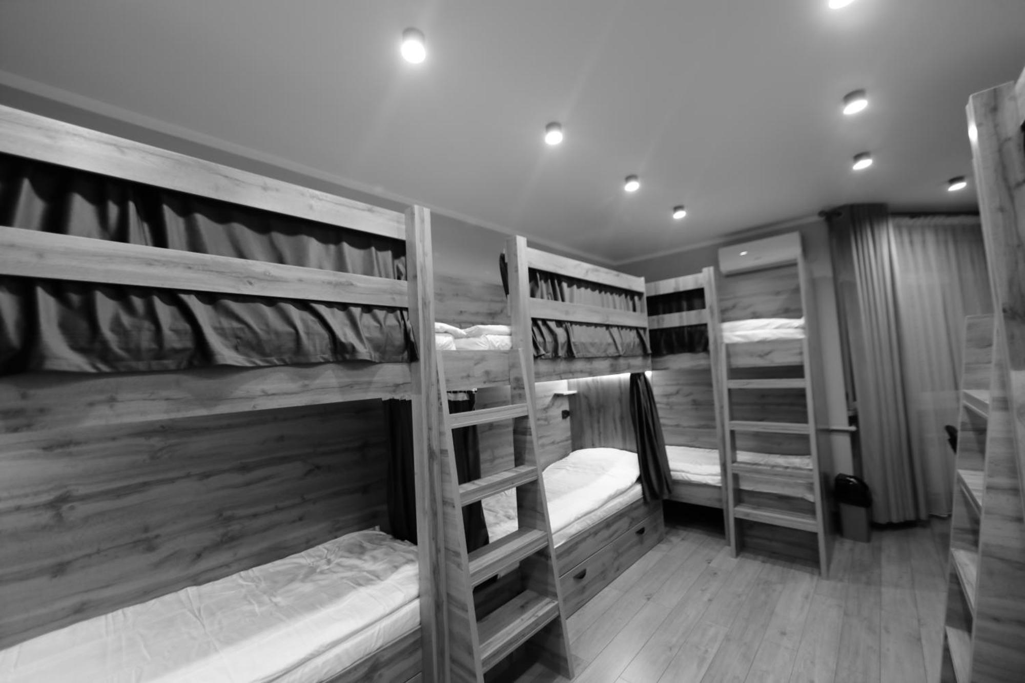 Cozy Hostel Бишкек Екстериор снимка