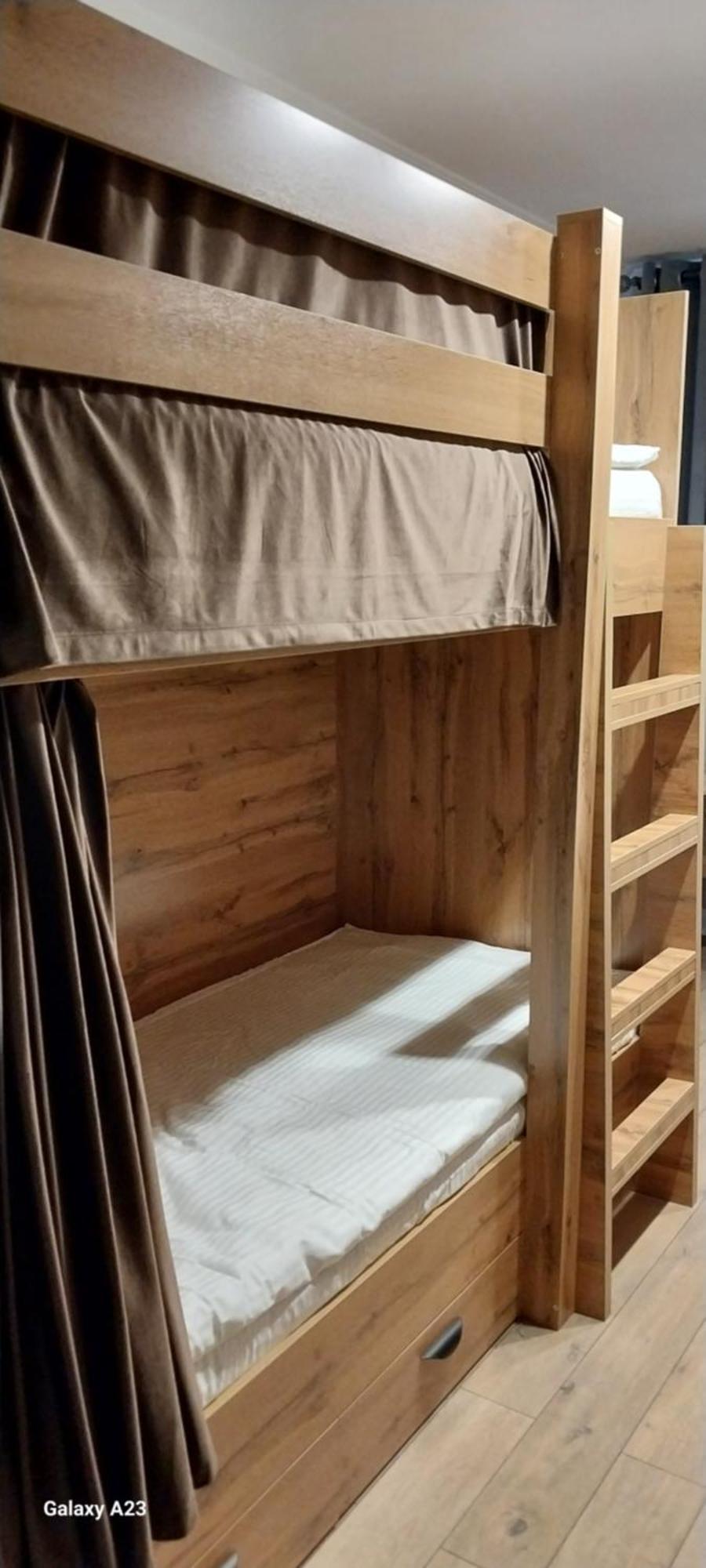 Cozy Hostel Бишкек Екстериор снимка