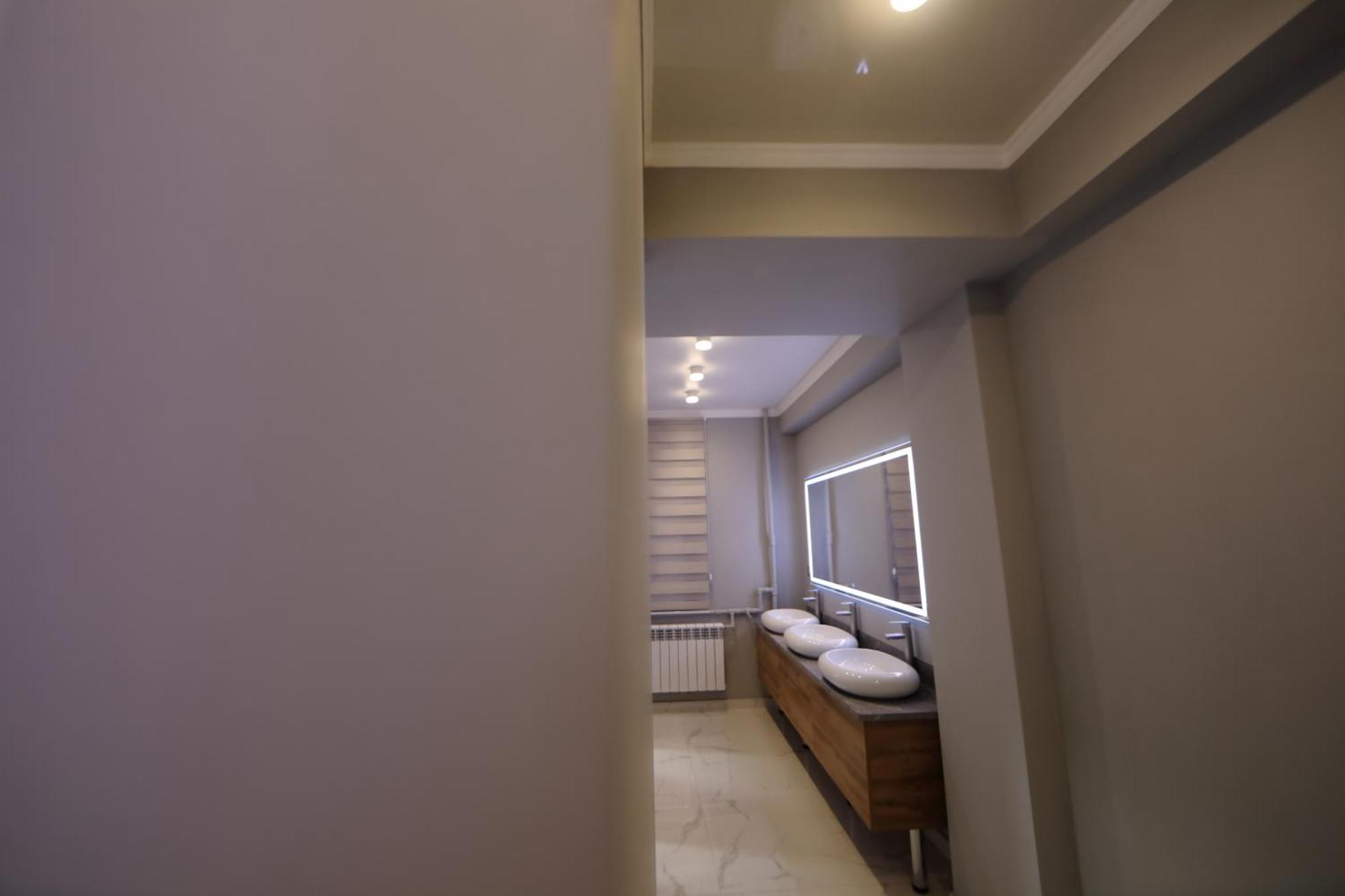 Cozy Hostel Бишкек Екстериор снимка