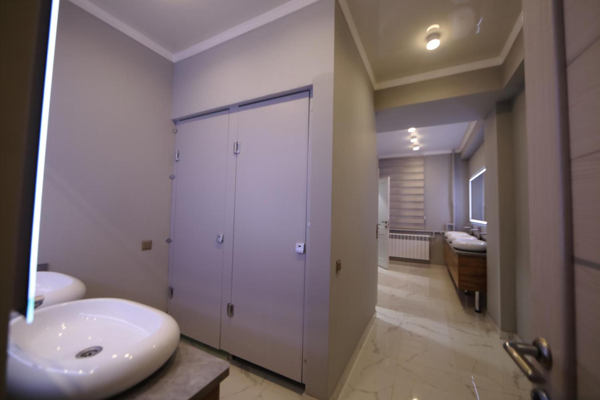 Cozy Hostel Бишкек Екстериор снимка